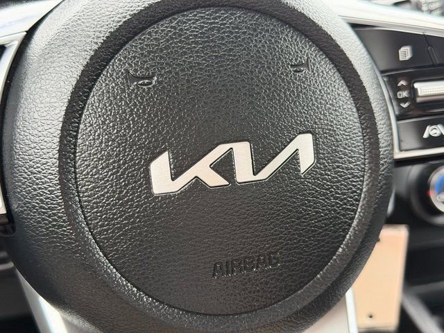 Used 2024 Kia Forte LXS image 27