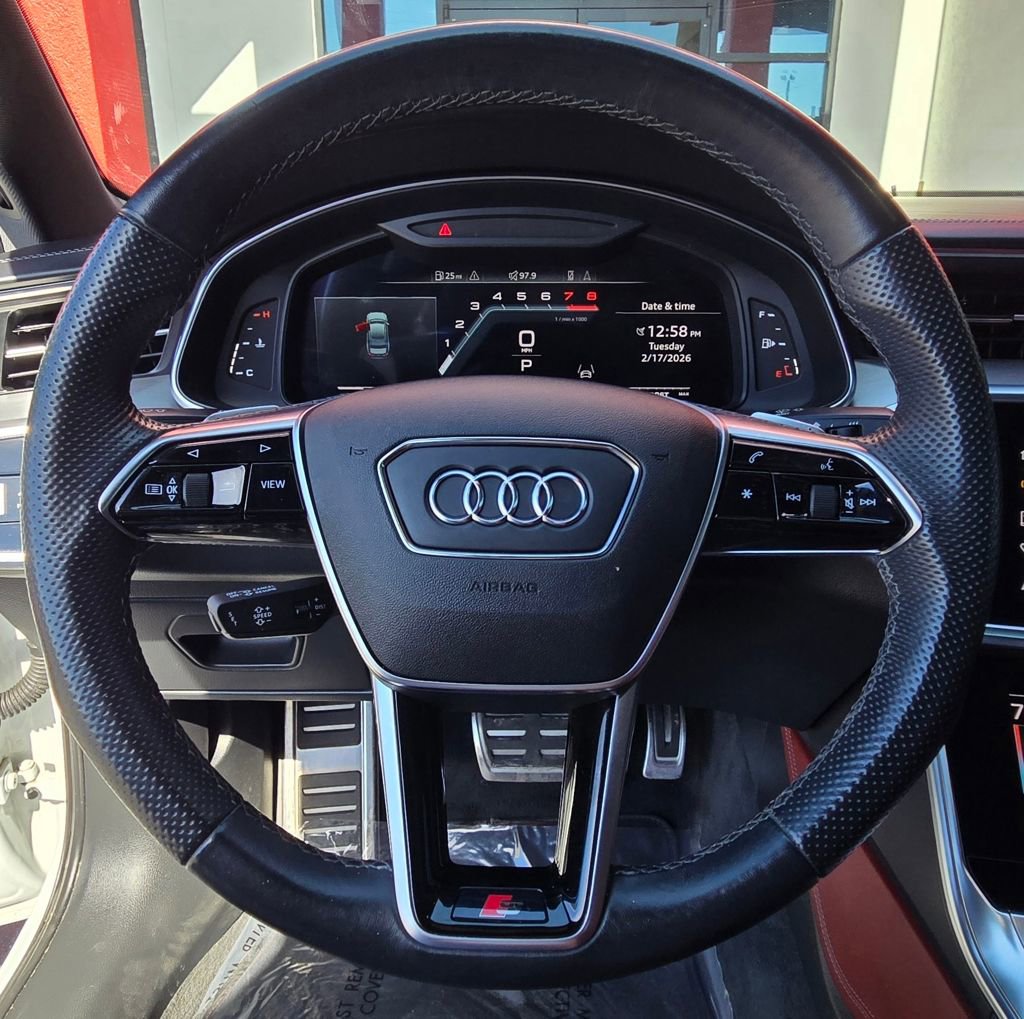 Used 2021 Audi S6 Prestige w/ Prestige Package image 28