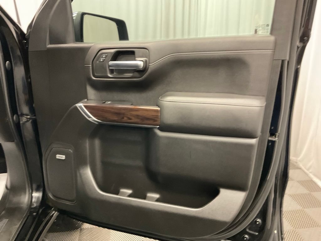 Used 2020 GMC Sierra 1500 SLT w/ SLT Premium Plus Package AWD/4WD image 25