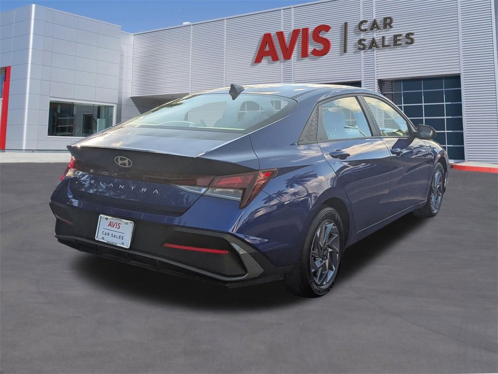 Used 2024 Hyundai Elantra SEL image 6