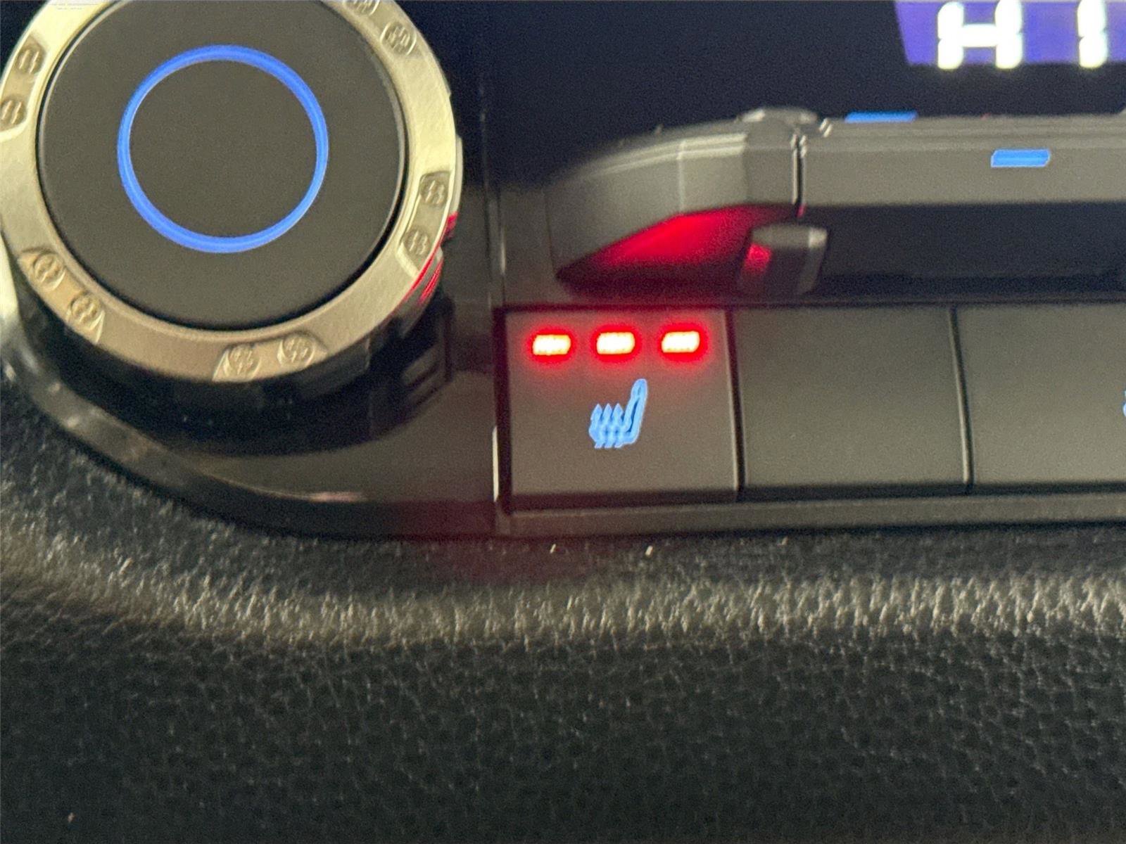 Used 2024 Toyota Tundra SR5 w/ SR5 Premium Package image 8