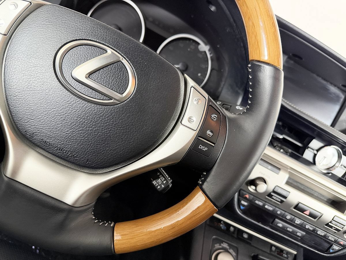 Used 2014 Lexus ES 300h w/ Luxury Package w/Bamboo Trim FWD image 55