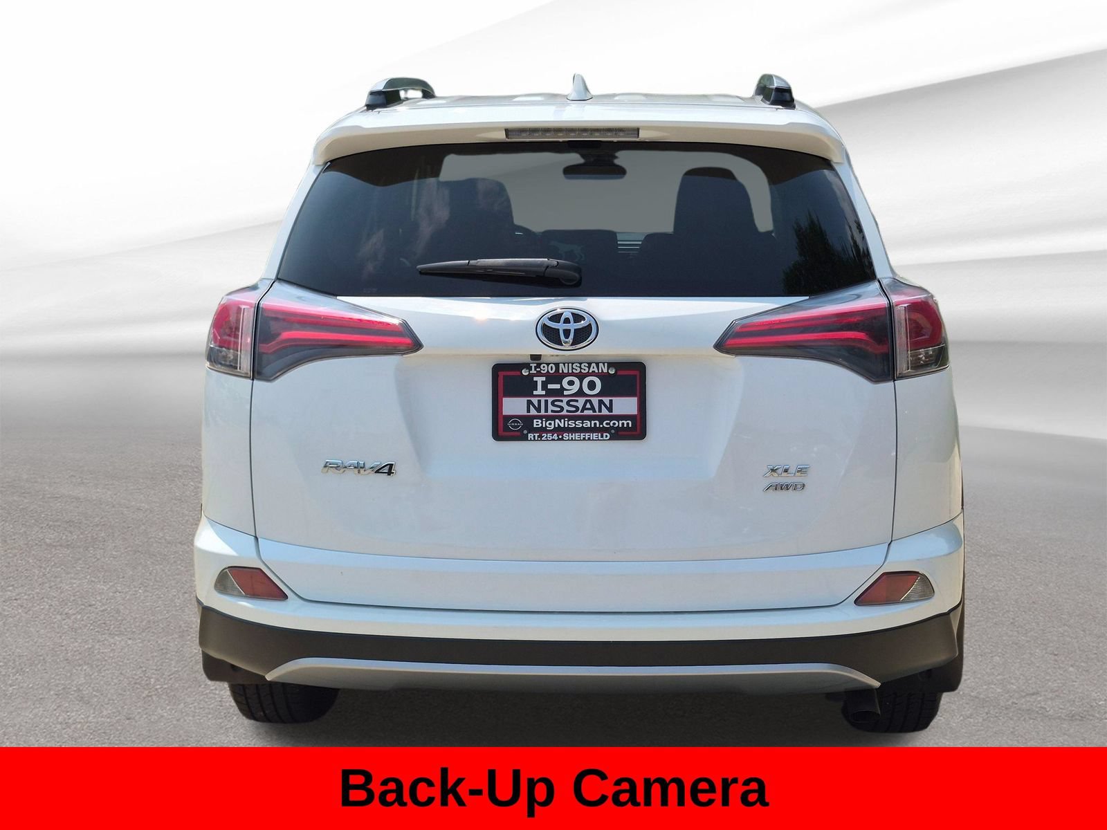 Used 2017 Toyota RAV4 XLE AWD/4WD image 7