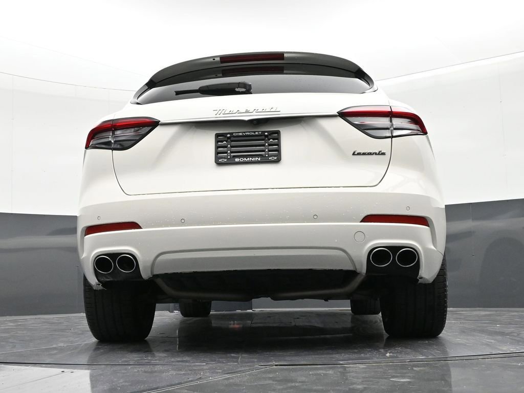 Used 2024 Maserati Levante GT Ultima AWD/4WD image 23