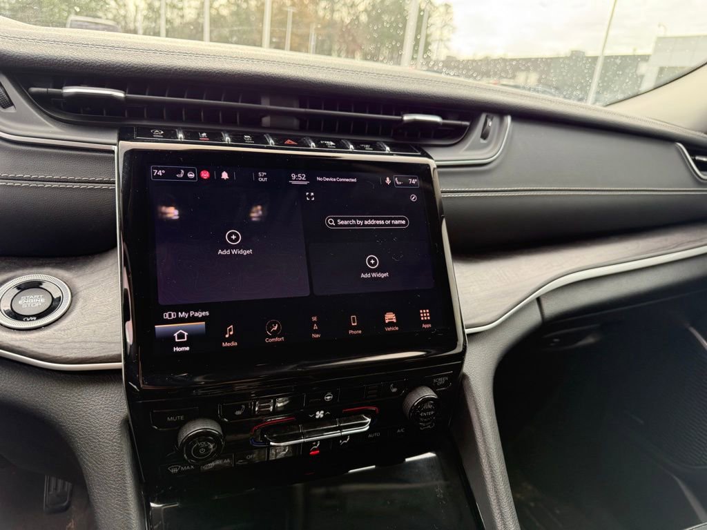 Used 2021 Jeep Grand Cherokee L Limited image 17