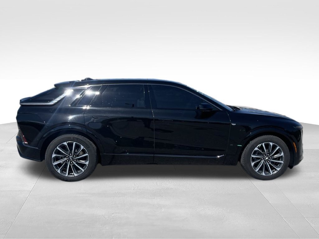 Certified 2024 Cadillac Lyriq Sport AWD/4WD image 6