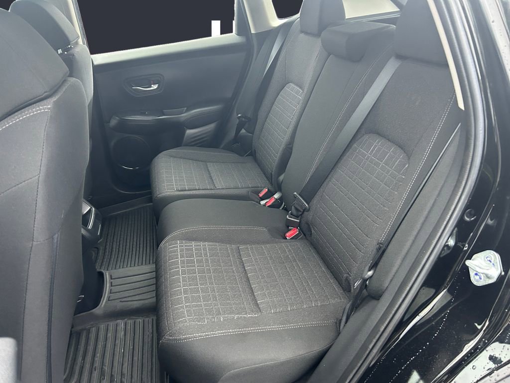 Used 2025 Honda HR-V LX image 13