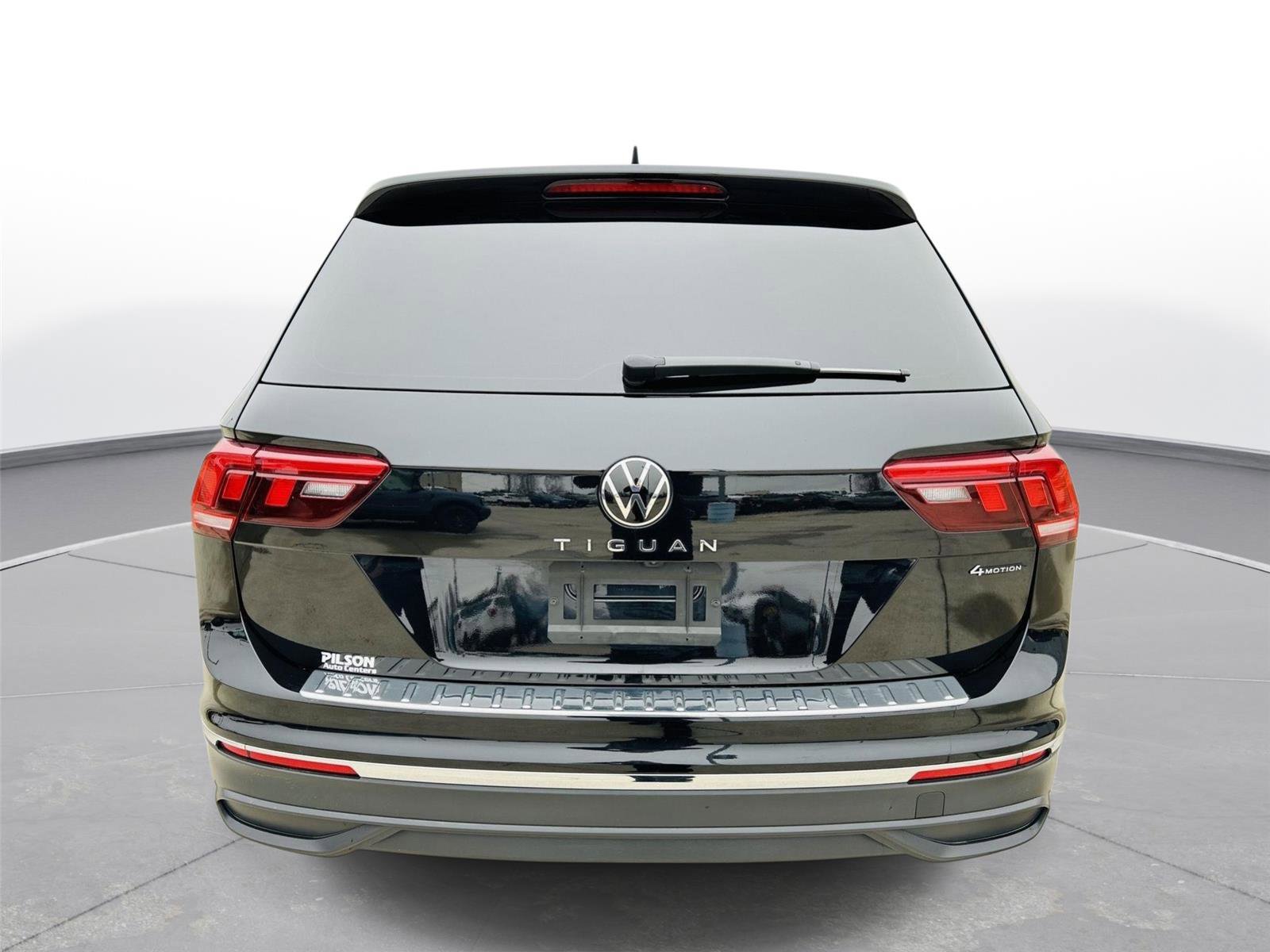 Used 2024 Volkswagen Tiguan Wolfsburg Edition w/ Panoramic Sunroof Package image 36