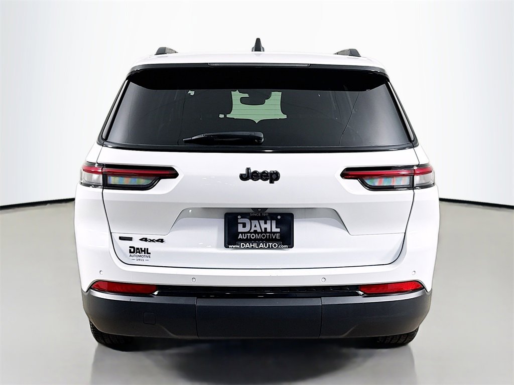Used 2023 Jeep Grand Cherokee L Laredo image 10