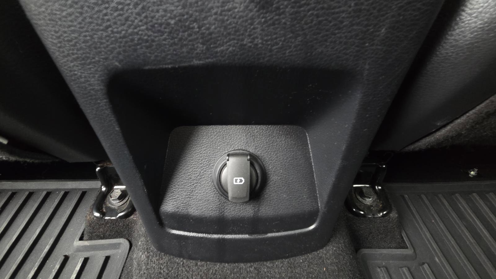 Used 2020 Kia Soul GT-Line Turbo FWD image 27