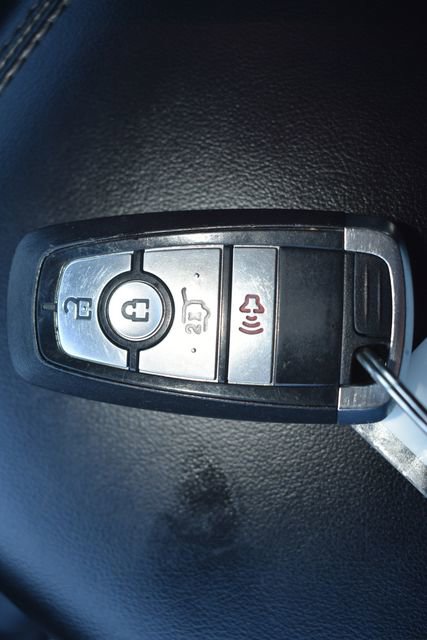 Used 2020 Ford Explorer XLT w/ Comfort Package image 33