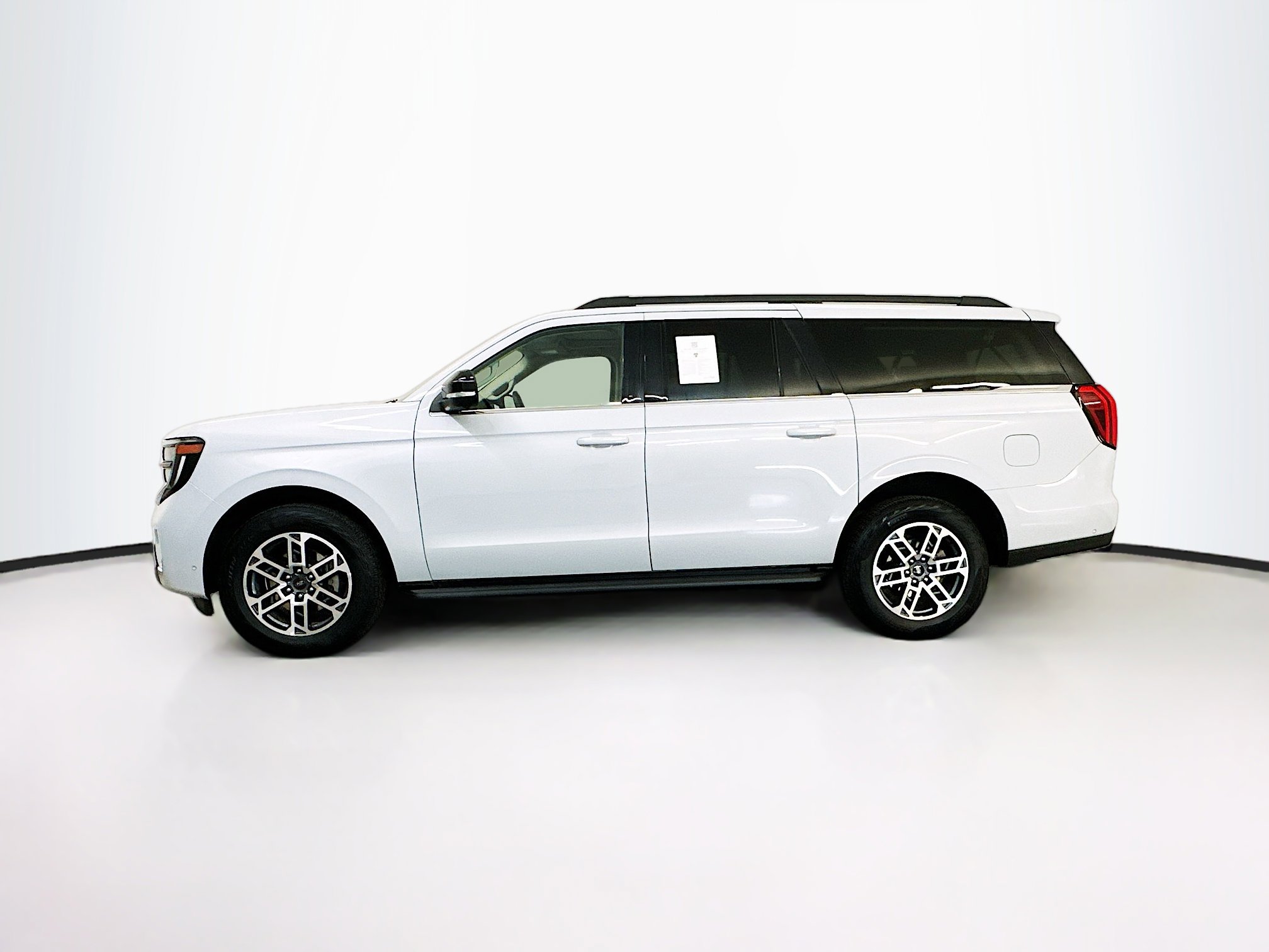 Used 2025 Ford Expedition Max Active image 4