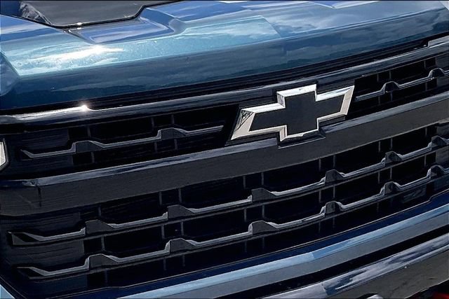 Used 2024 Chevrolet Silverado 1500 LT Trail Boss w/ Convenience Package II AWD/4WD image 27
