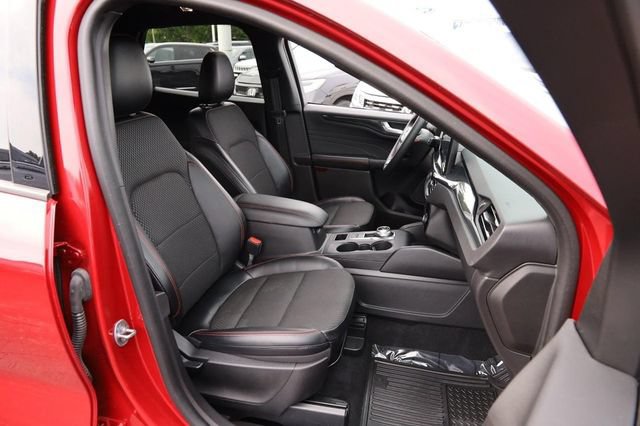 Used 2023 Ford Escape ST-Line w/ Tech Pack #1 FWD image 26