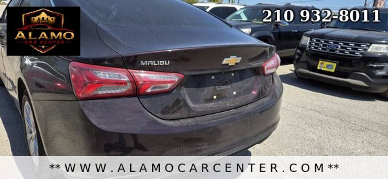 Used 2020 Chevrolet Malibu LT FWD image 11