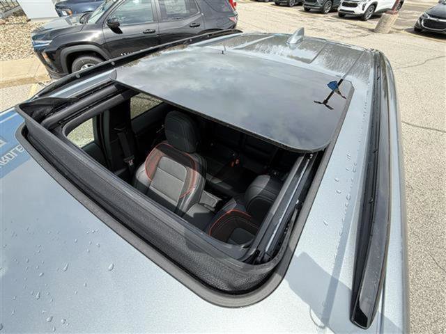 New 2025 Chevrolet Equinox EV RS image 17