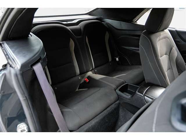 Used 2020 Chevrolet Camaro LT image 8