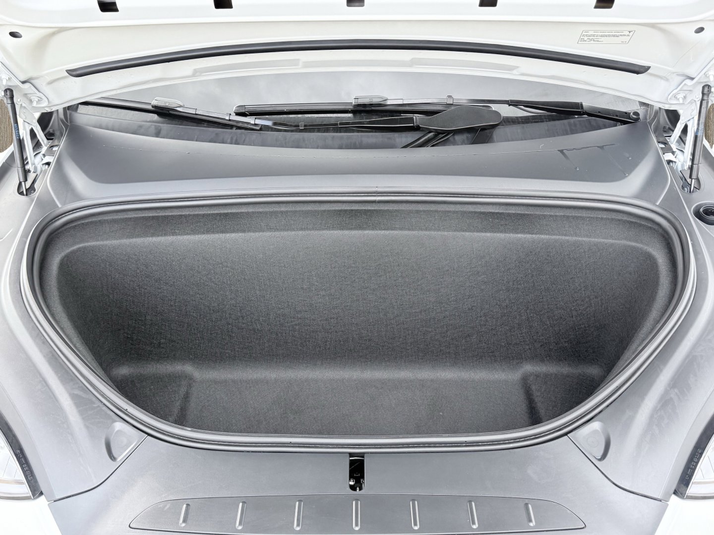 Used 2025 Tesla Model X Long Range image 12