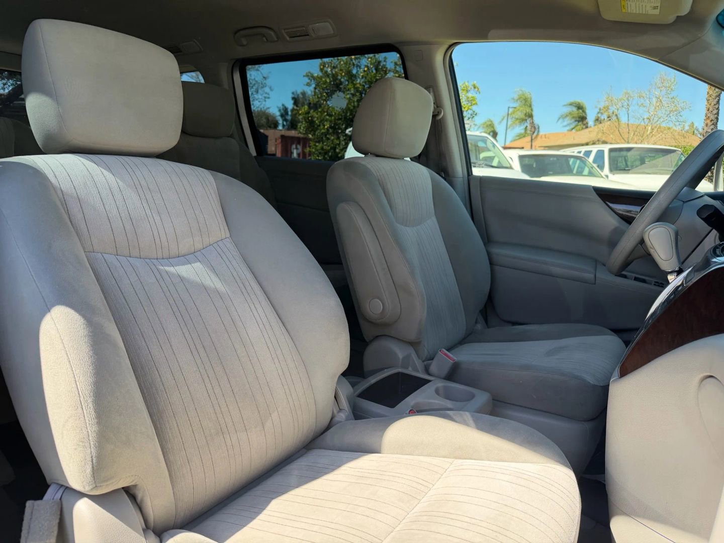 Used 2013 Nissan Quest S image 13