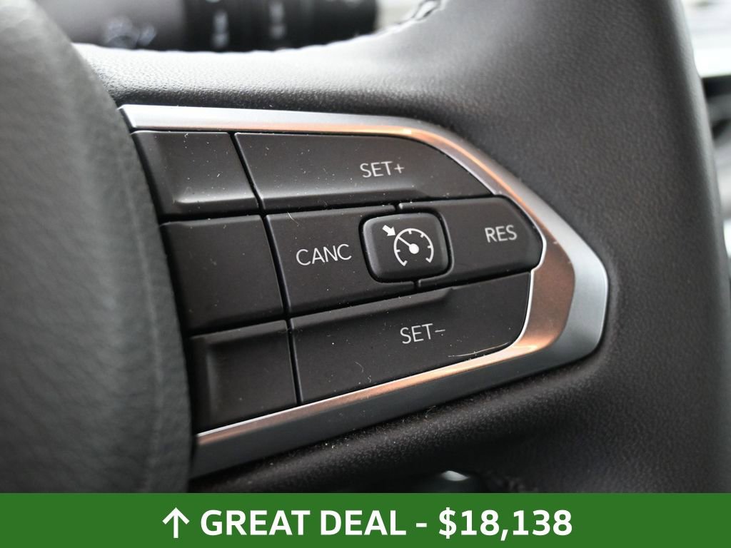 Used 2024 Jeep Compass Latitude image 33