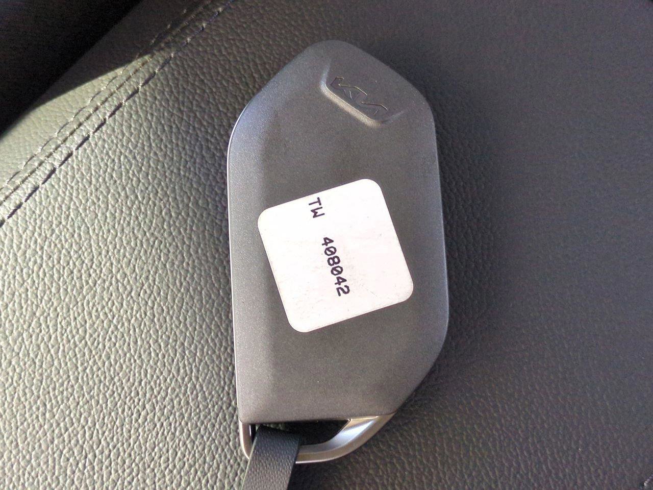 New 2026 Kia Sportage LX image 28