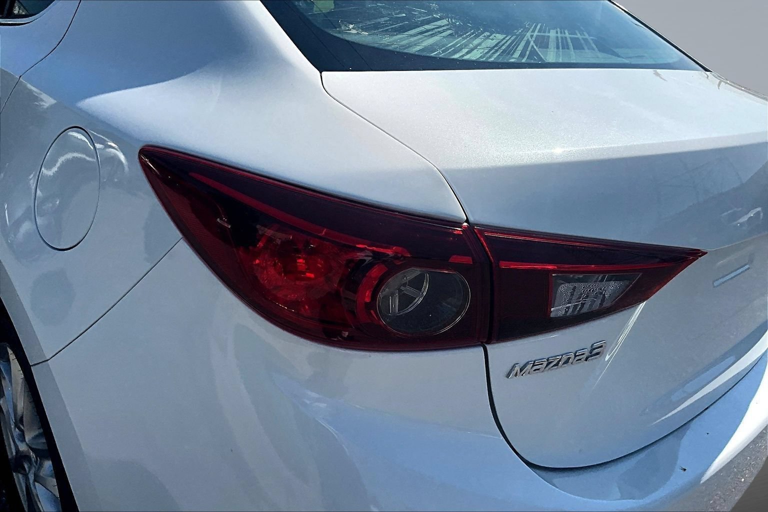 Used 2018 MAZDA MAZDA3 Sport w/ Preferred Equipment Package FWD image 22