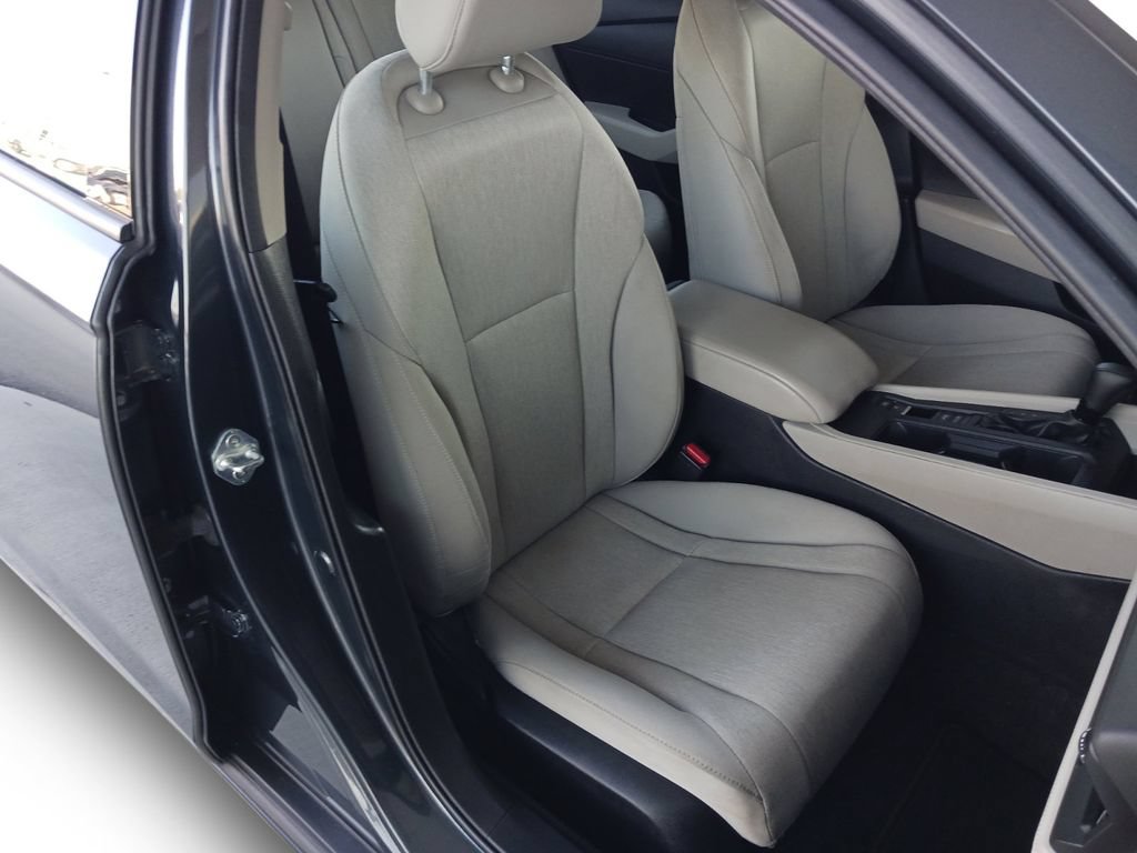 Used 2023 Honda Accord EX image 28