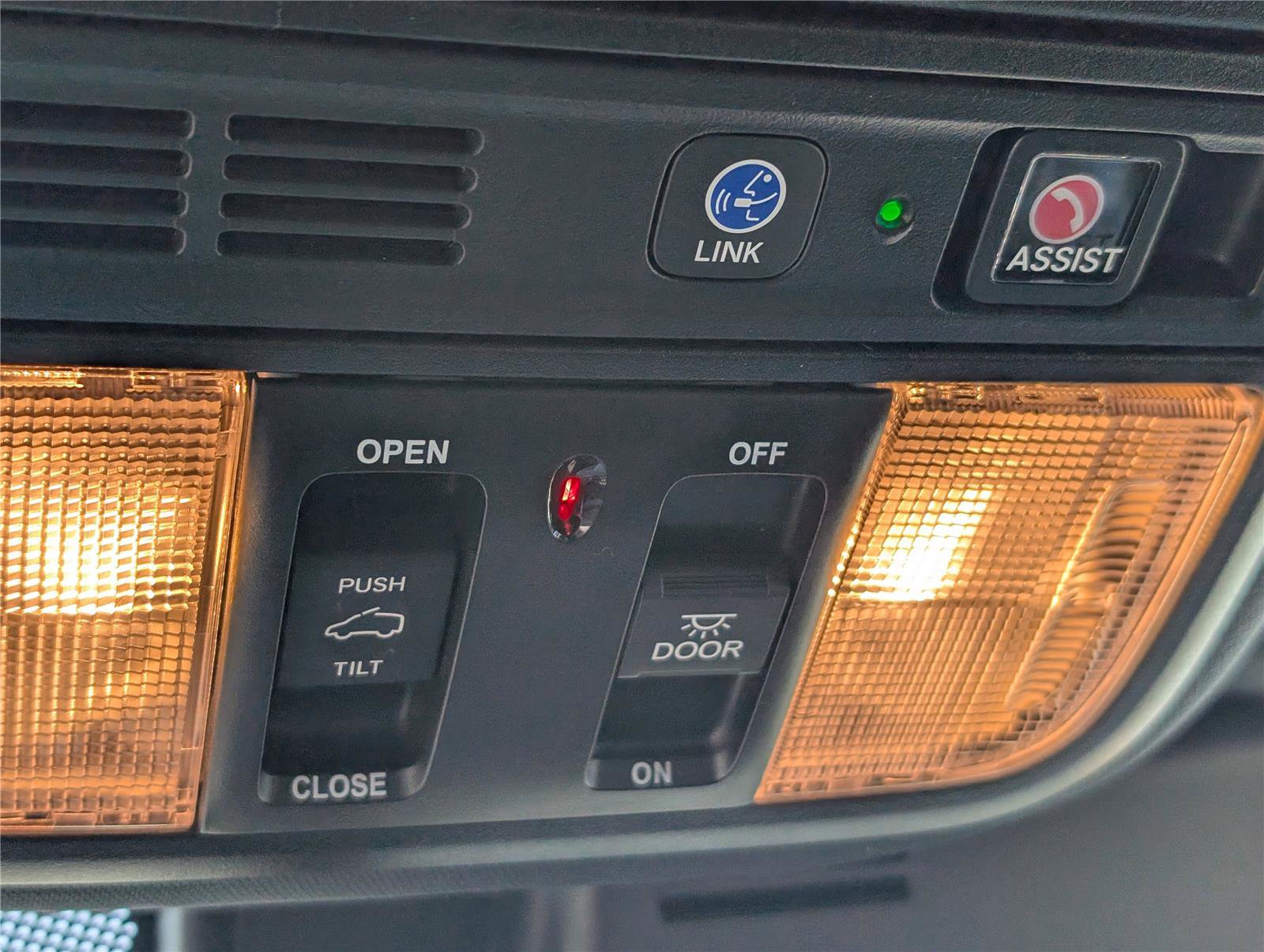 Used 2025 Honda Passport Black Edition image 34