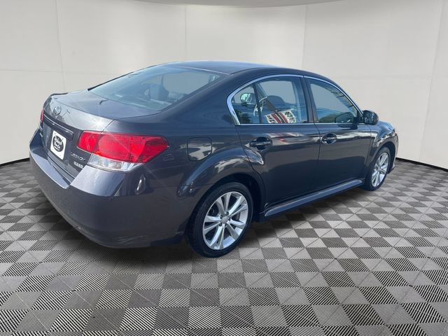 Used 2013 Subaru Legacy 2.5i Premium w/ All-Weather Pkg AWD/4WD image 5