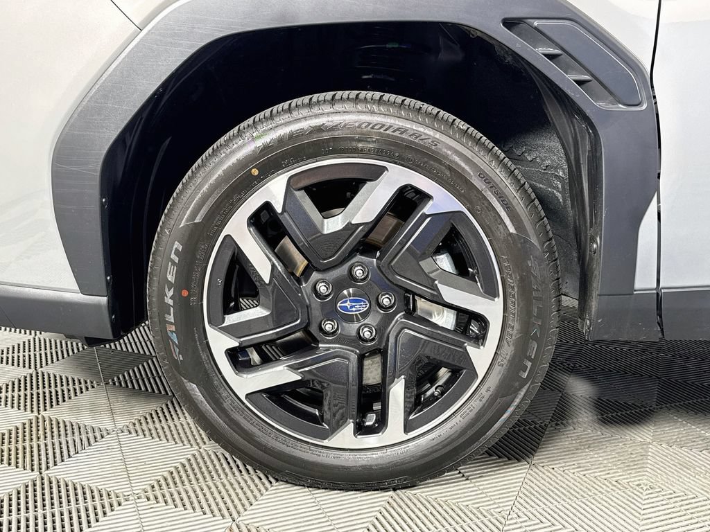 Used 2026 Subaru Forester Touring AWD/4WD image 32