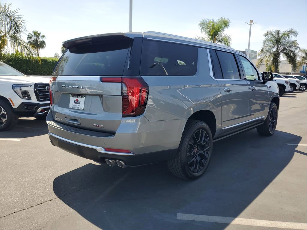 New 2026 GMC Yukon XL Denali w/ Denali Reserve Package AWD/4WD image 4