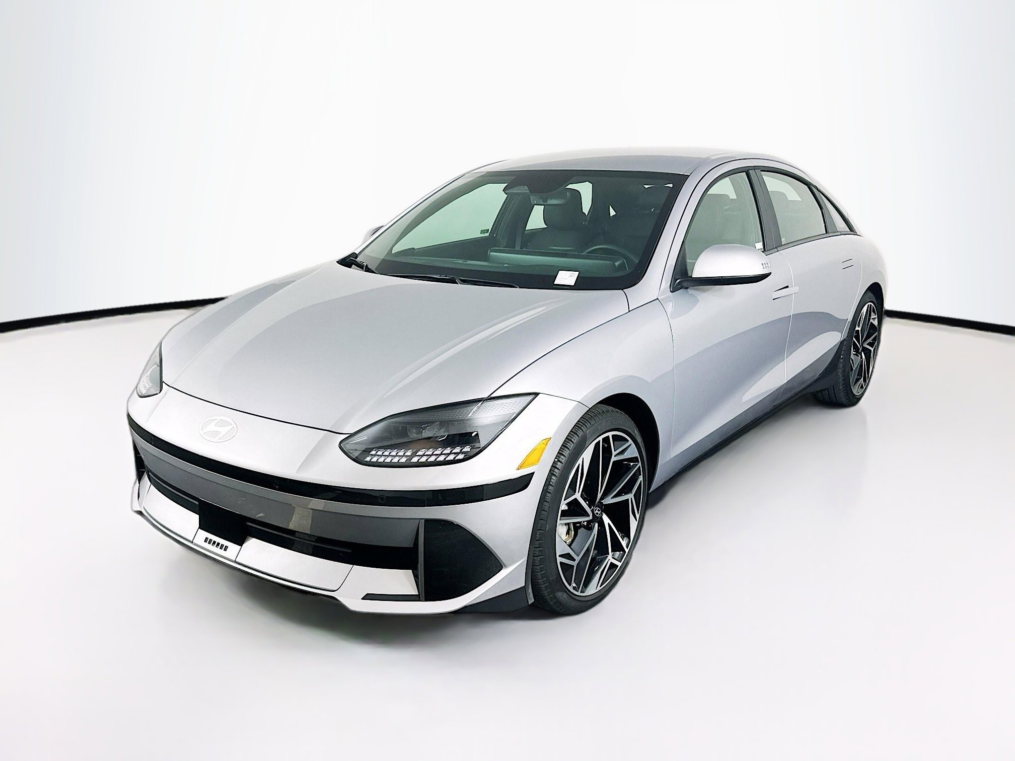 Used 2024 Hyundai Ioniq 6 SEL RWD image 3