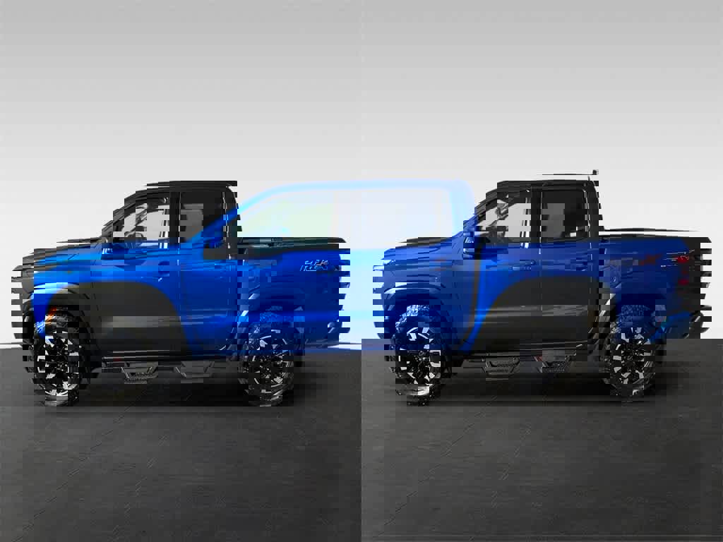 Used 2024 Nissan Frontier Pro-X w/ Pro Convenience Package image 3