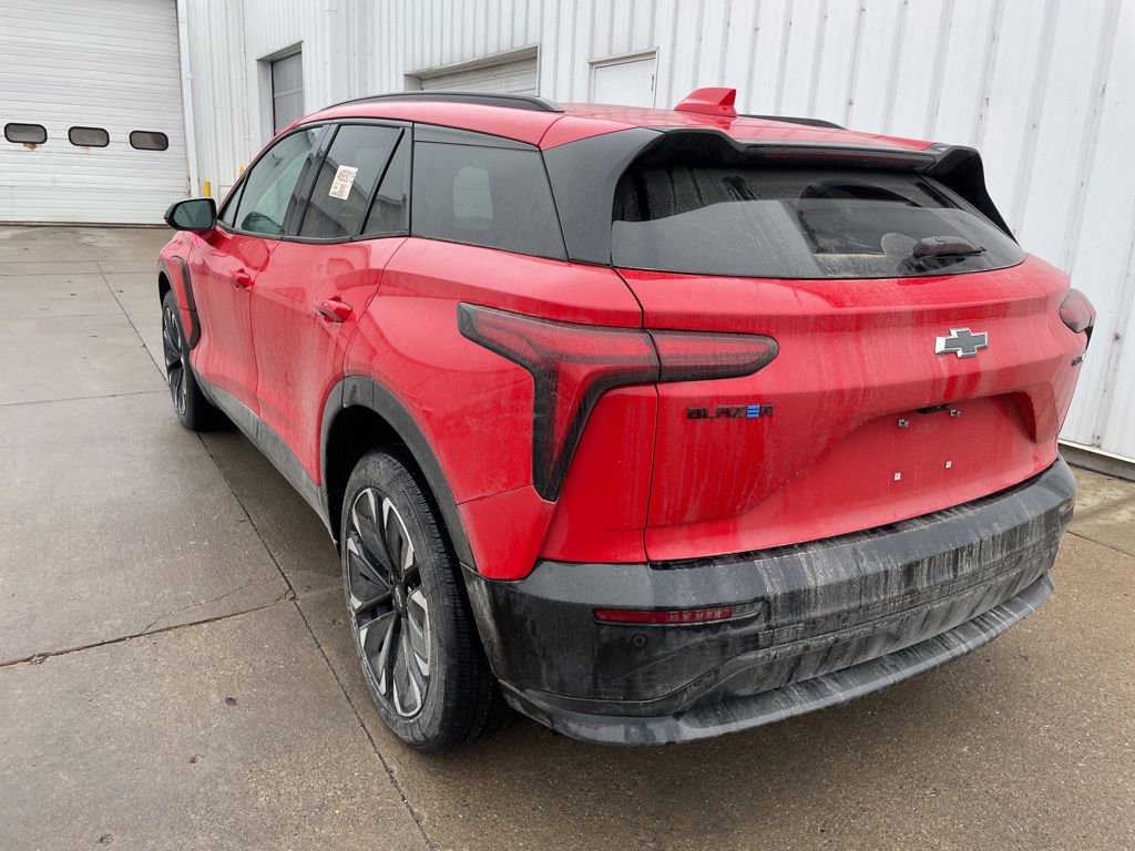 Used 2024 Chevrolet Blazer EV RS image 5
