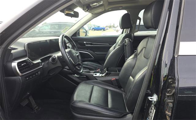Used 2025 Kia Telluride S image 7