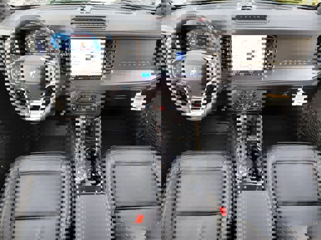 New 2025 Ford Bronco Badlands image 31