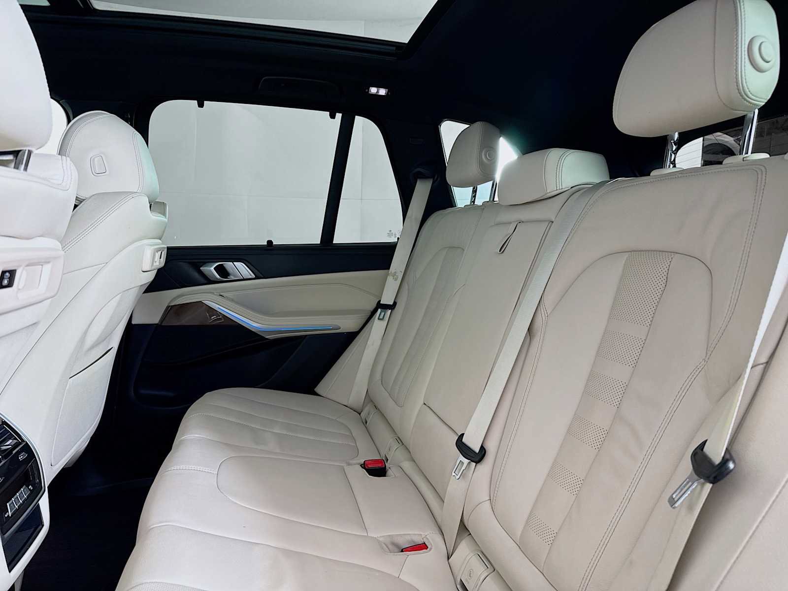 Used 2022 BMW X5 xDrive45e w/ M Sport Package image 20