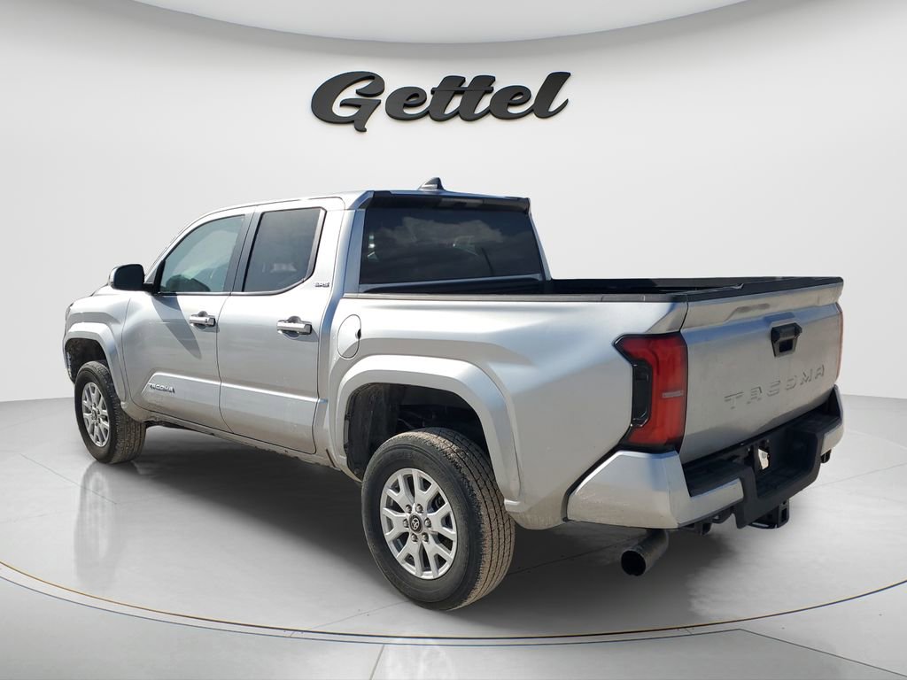 Used 2024 Toyota Tacoma SR5 image 6
