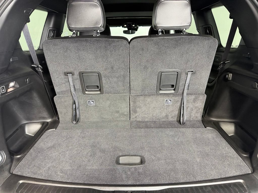 Used 2024 Jeep Grand Cherokee L Altitude RWD image 23