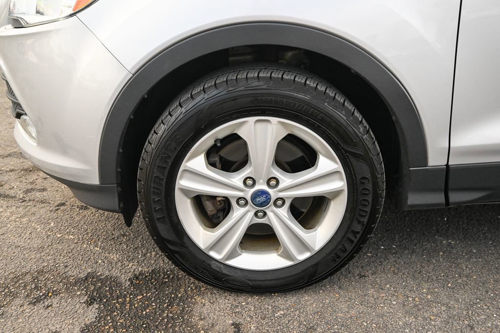Used 2013 Ford Escape SE image 12