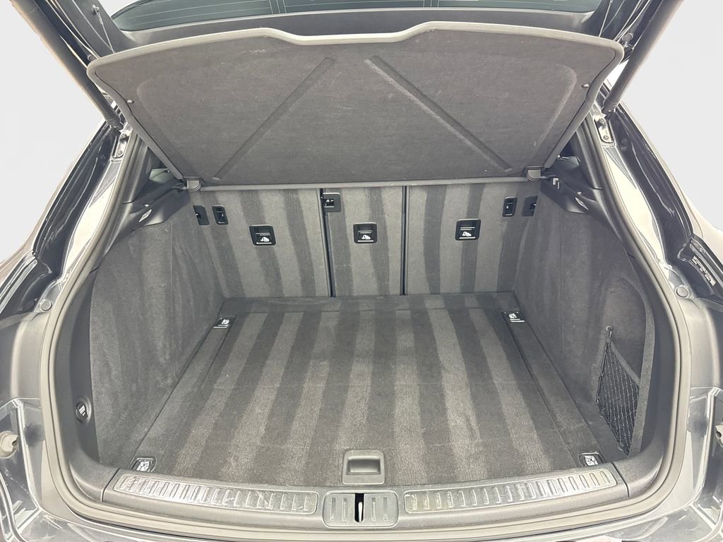 Used 2021 Porsche Macan image 77