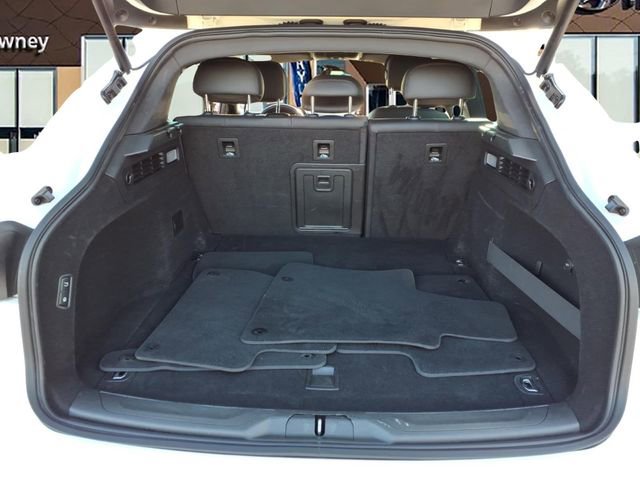 Used 2023 Maserati Levante Modena image 6