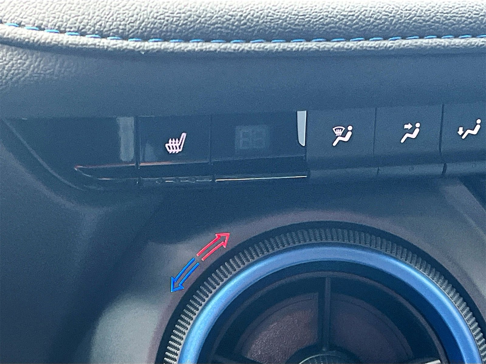 Used 2025 Chevrolet Blazer RS w/ LPO, Floor Liner Package image 21