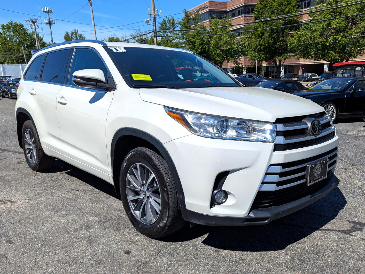 Used 2018 Toyota Highlander XLE image 5