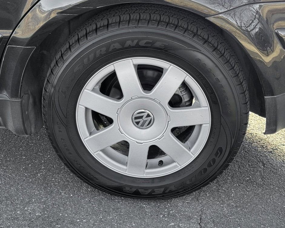 Used 1999 Volkswagen Passat GLS FWD image 11