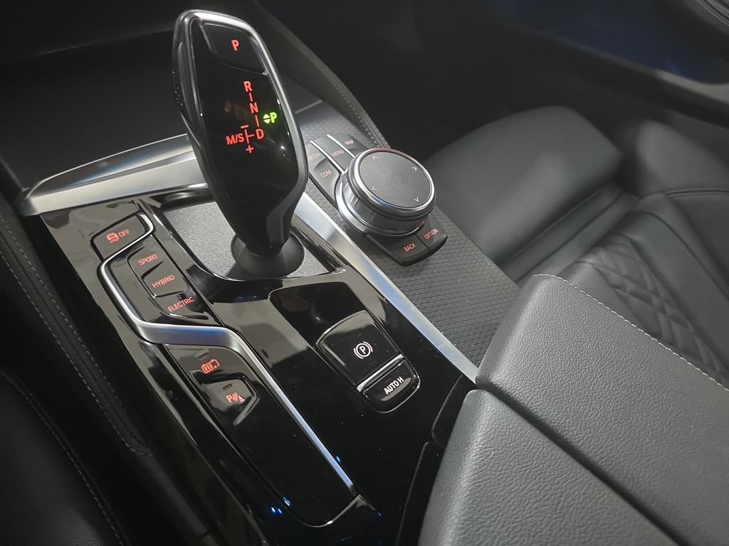 Certified 2023 BMW 530e w/ M Sport Package RWD image 15