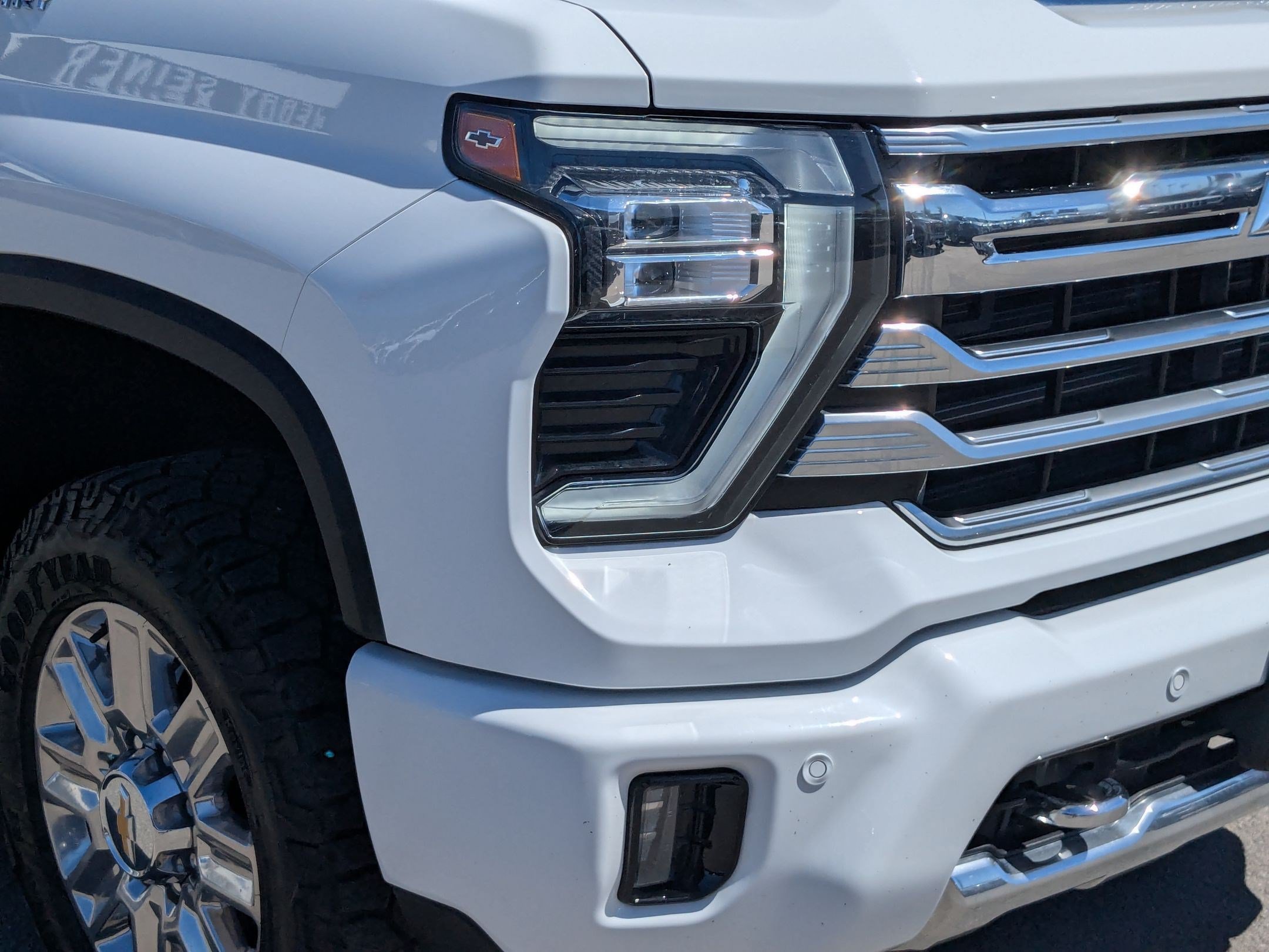 Used 2025 Chevrolet Silverado 3500 High Country w/ Technology Package AWD/4WD image 10