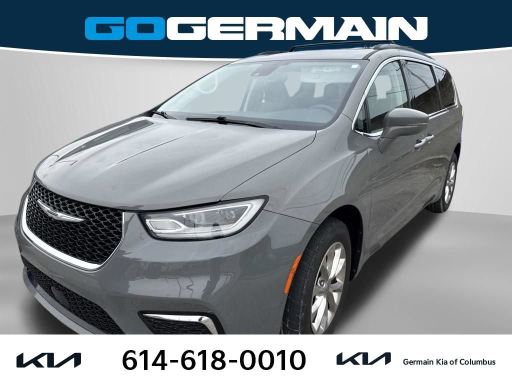 Used 2022 Chrysler Pacifica Touring-L