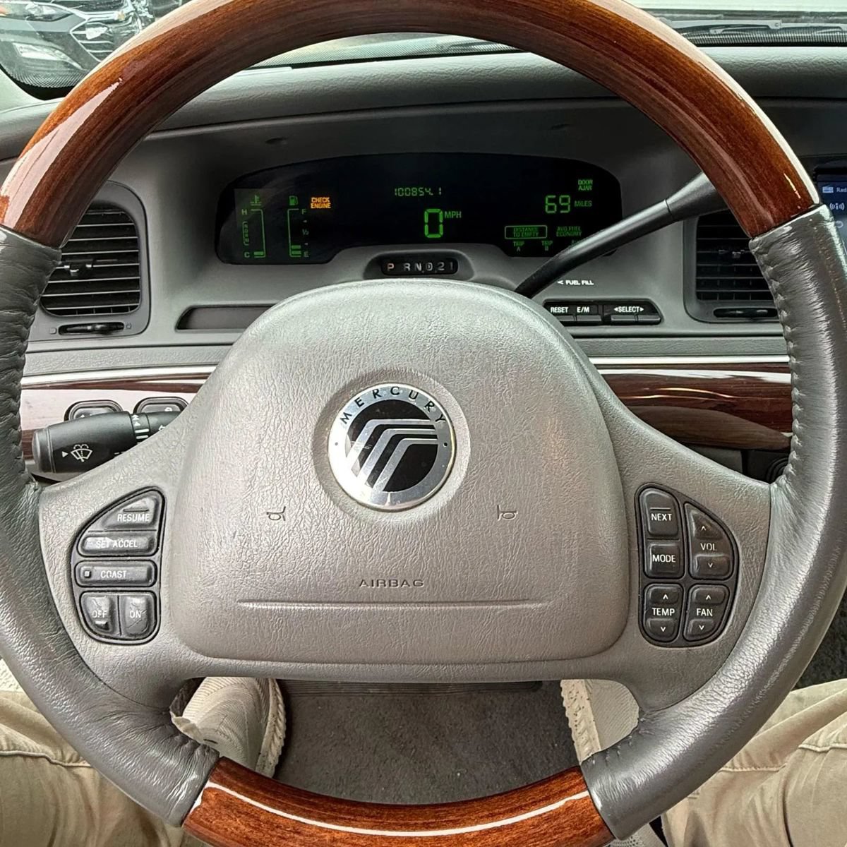 Used 2003 Mercury Grand Marquis LS RWD image 12