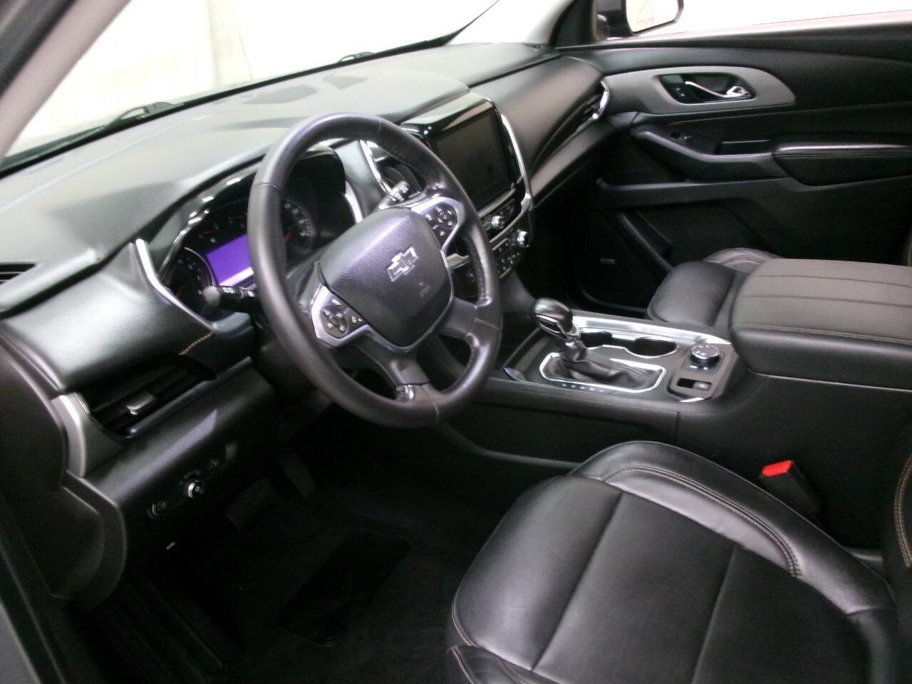 Used 2021 Chevrolet Traverse RS image 14